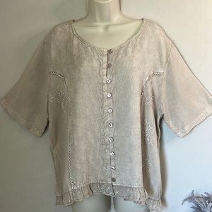 FLOWER | NWT | TOP | LARGE | BOHO | DRESSY | TAUPE